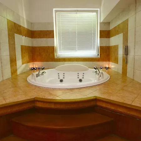 Evergreen Palace 3*
