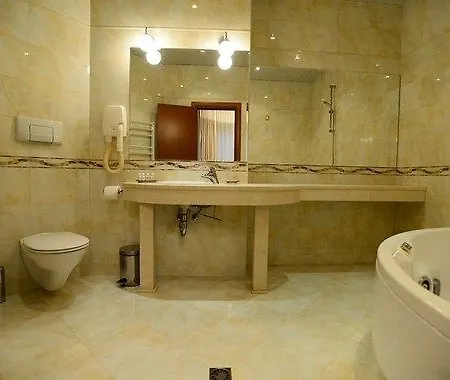 Hotel Evergreen Palace 3*